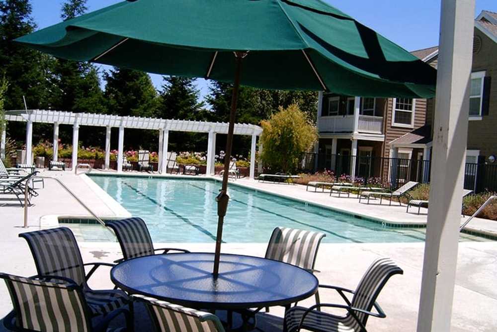 Avalon Apartments exterior