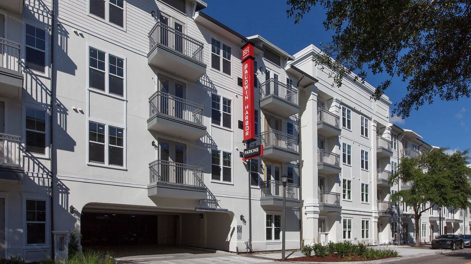 Baldwin Harbor Amenities
