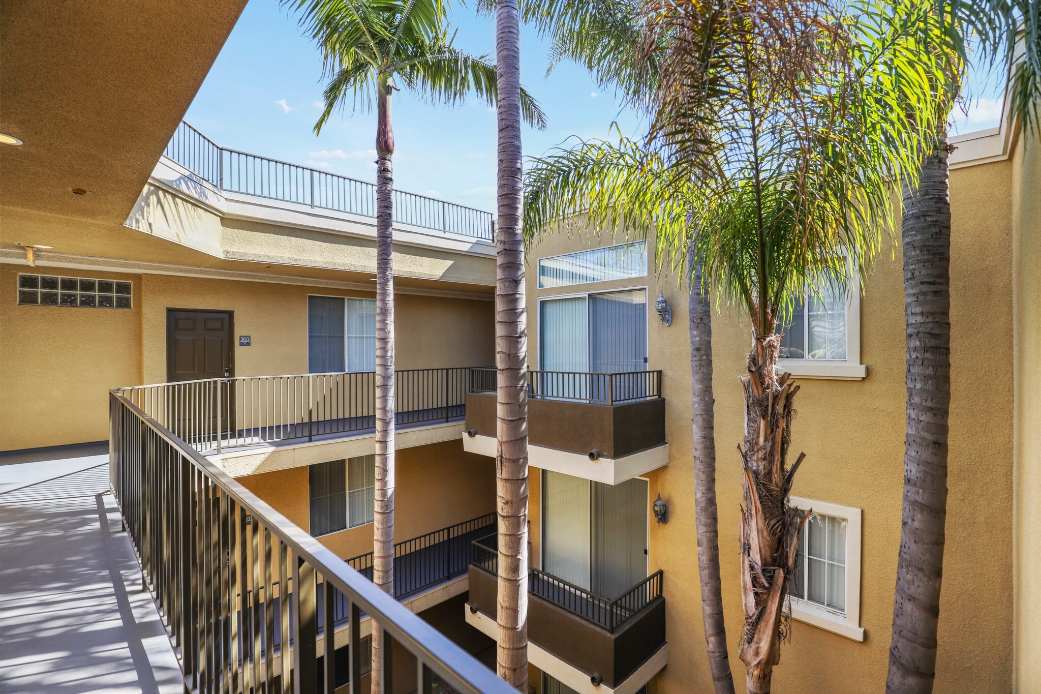 Barrington Santa Monica by Wiseman Amenities