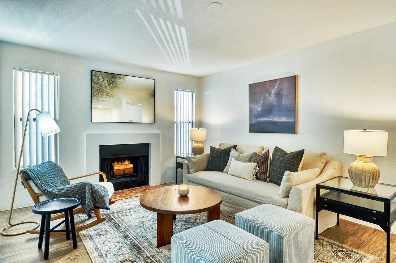 Be Mesa Amenities