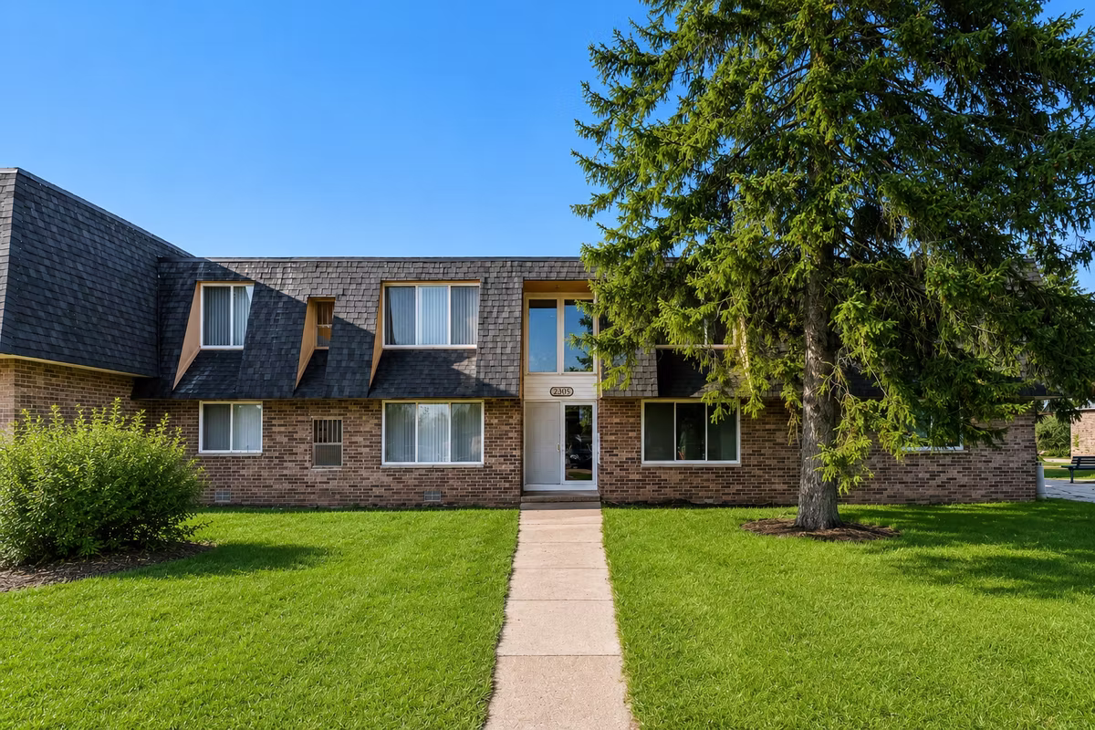 Briarcliffe Apartments and Townhomes Amenities