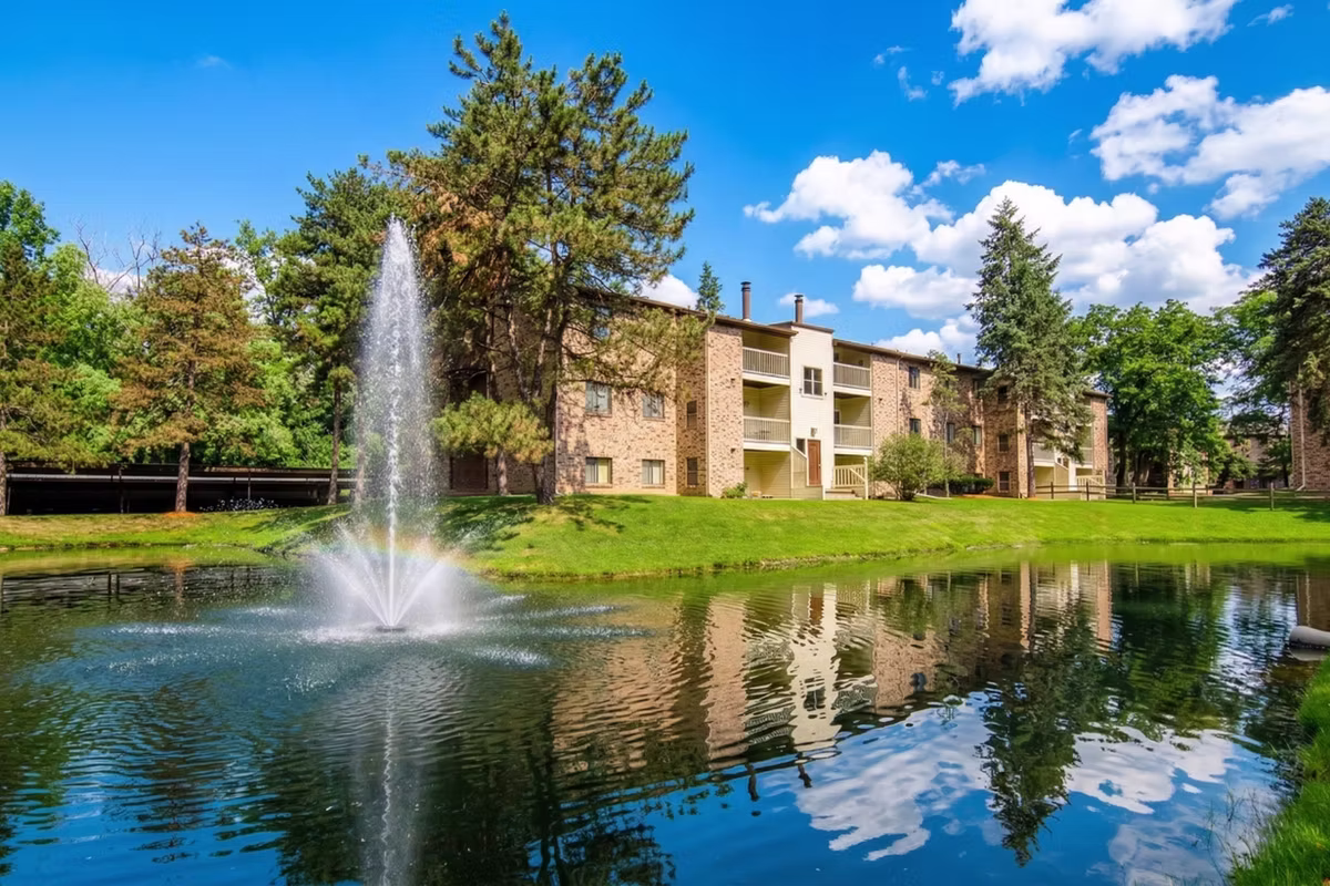 Burnt Tree Apartments Amenities