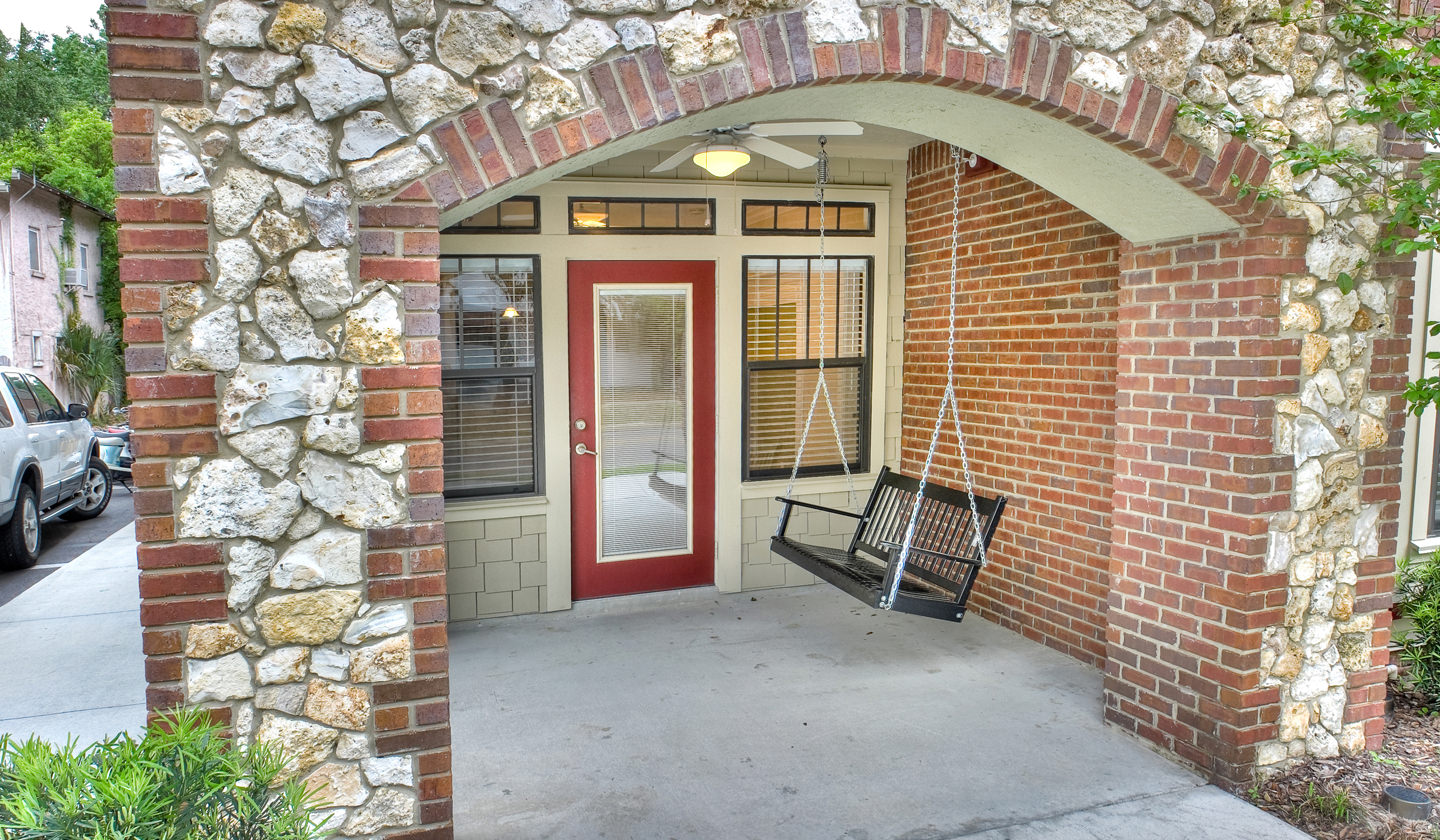 Camden Court Amenities
