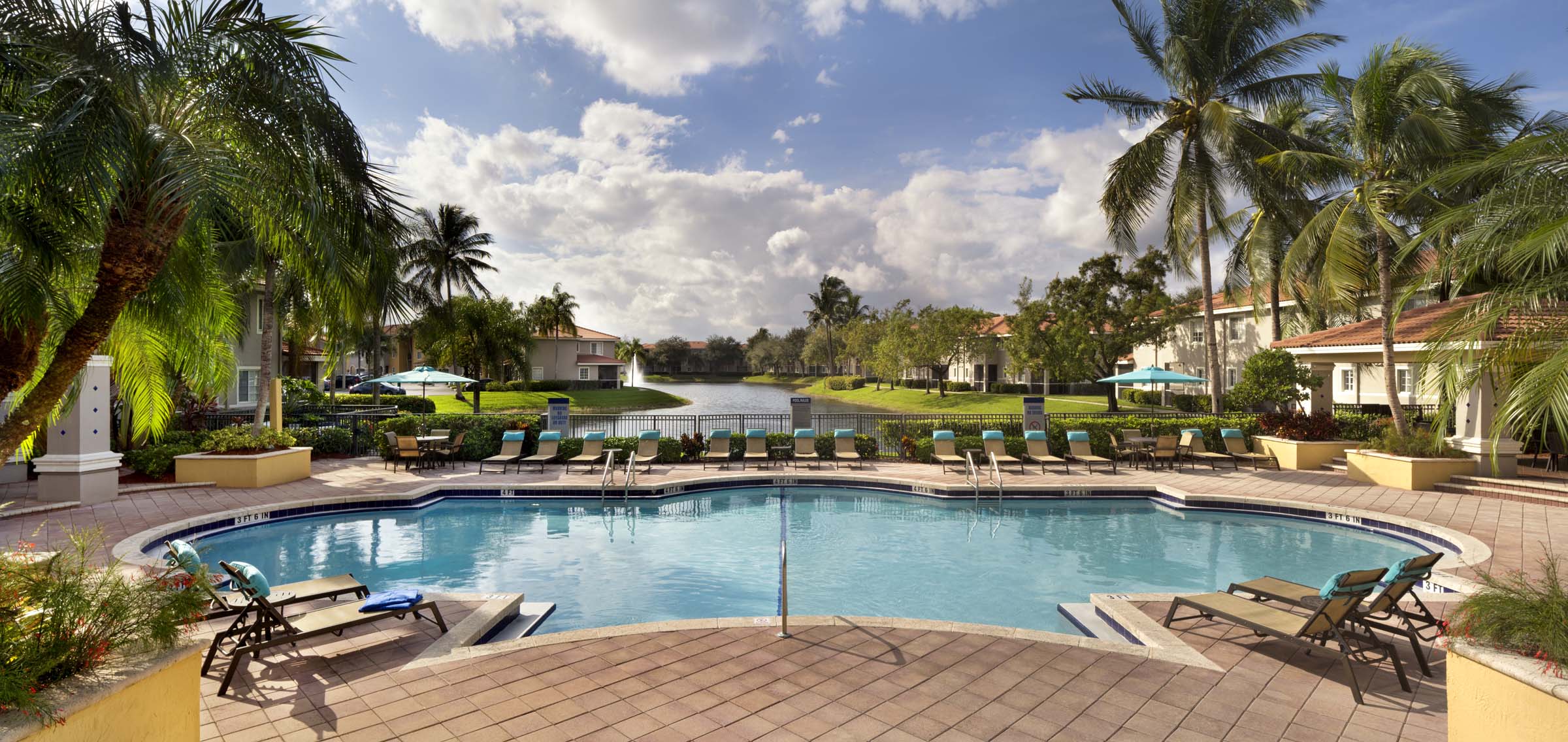 Camden Doral Exterior