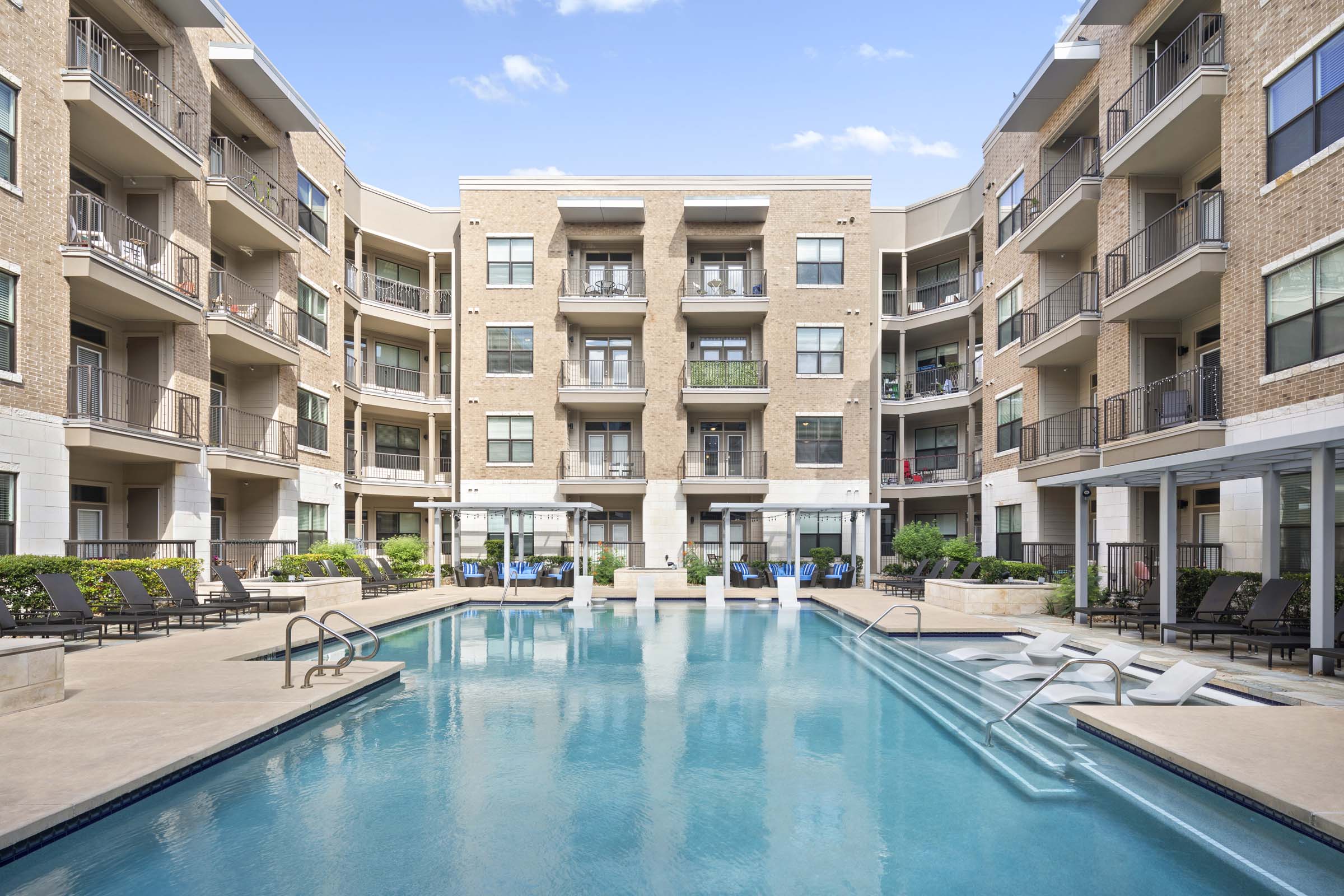Camden Lamar Heights exterior