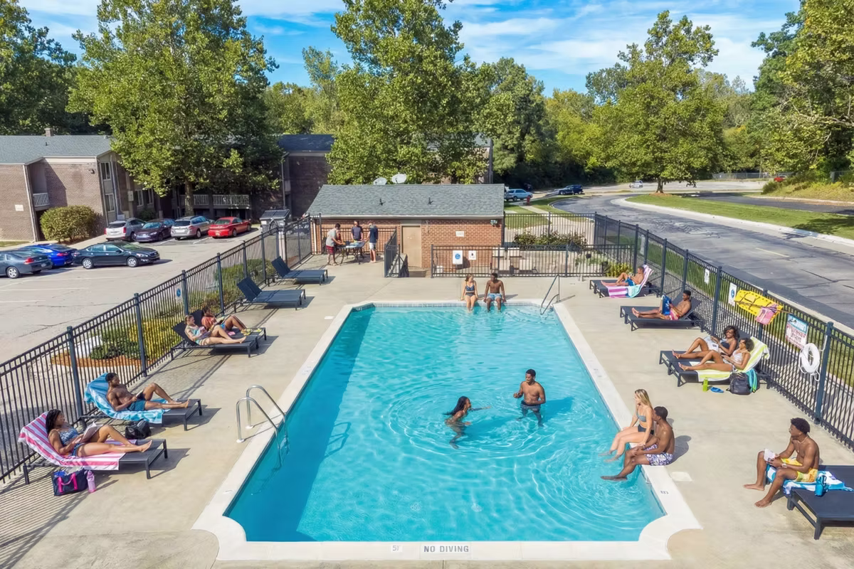 Campus Hill Apartments exterior