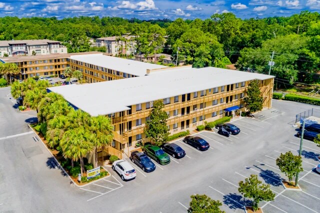 Campus Walk exterior