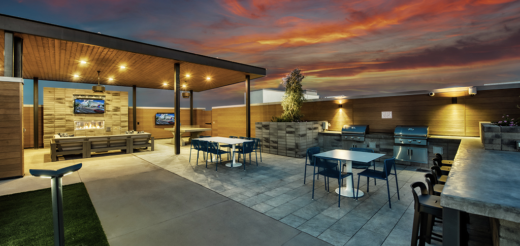 Canvas Tempe Exterior