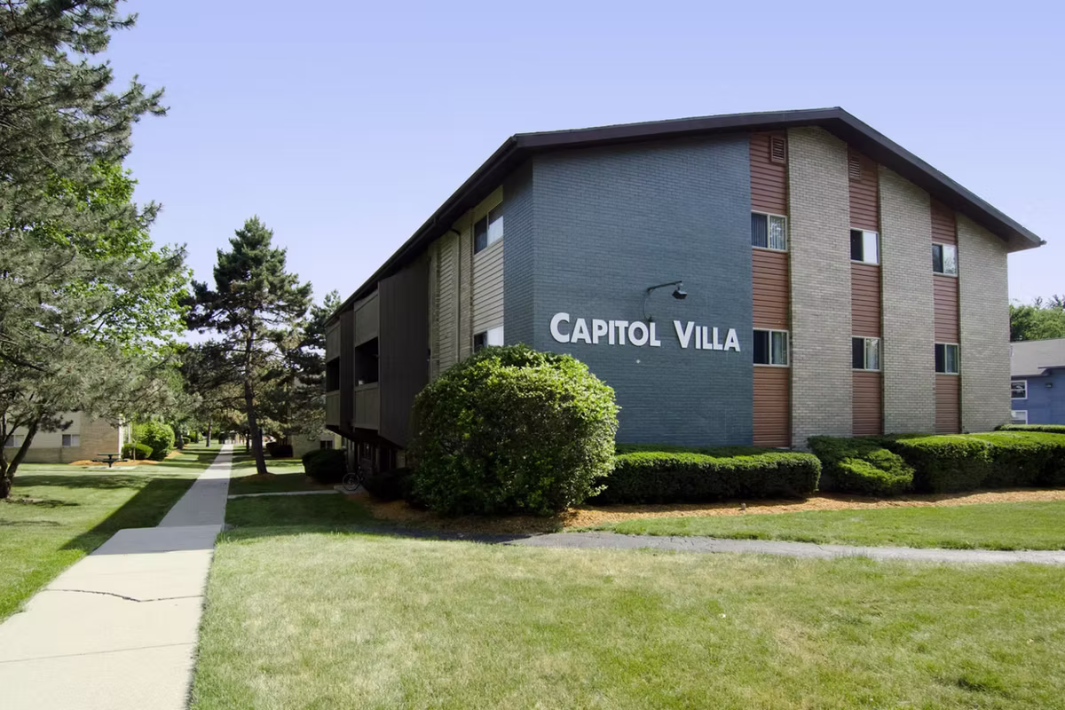 Capitol Villa Apartments Exterior