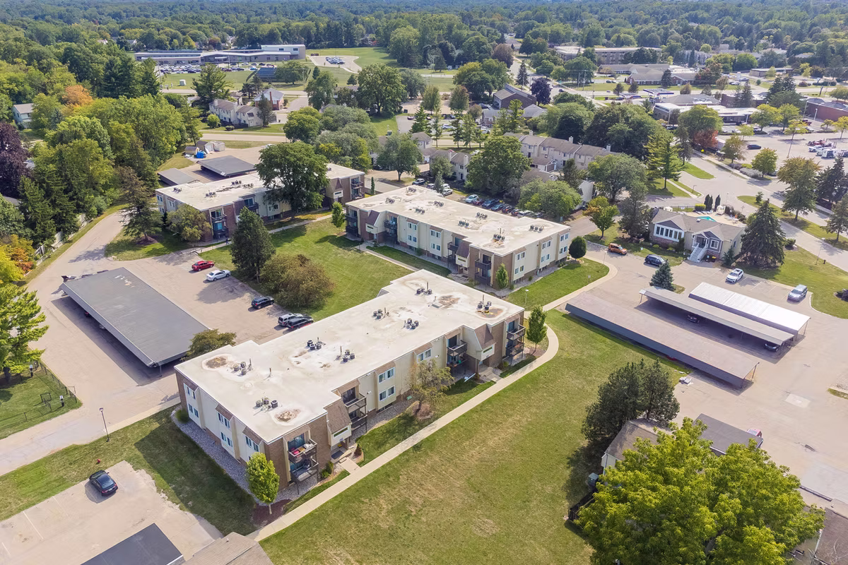 Carriage Hill East Exterior