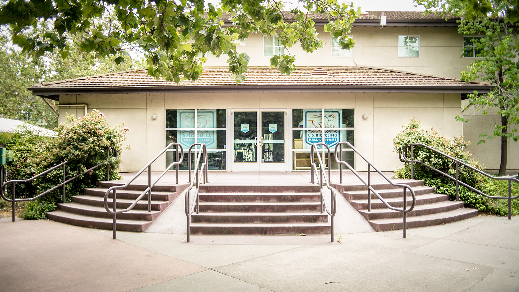 Cascade Apartments Exterior