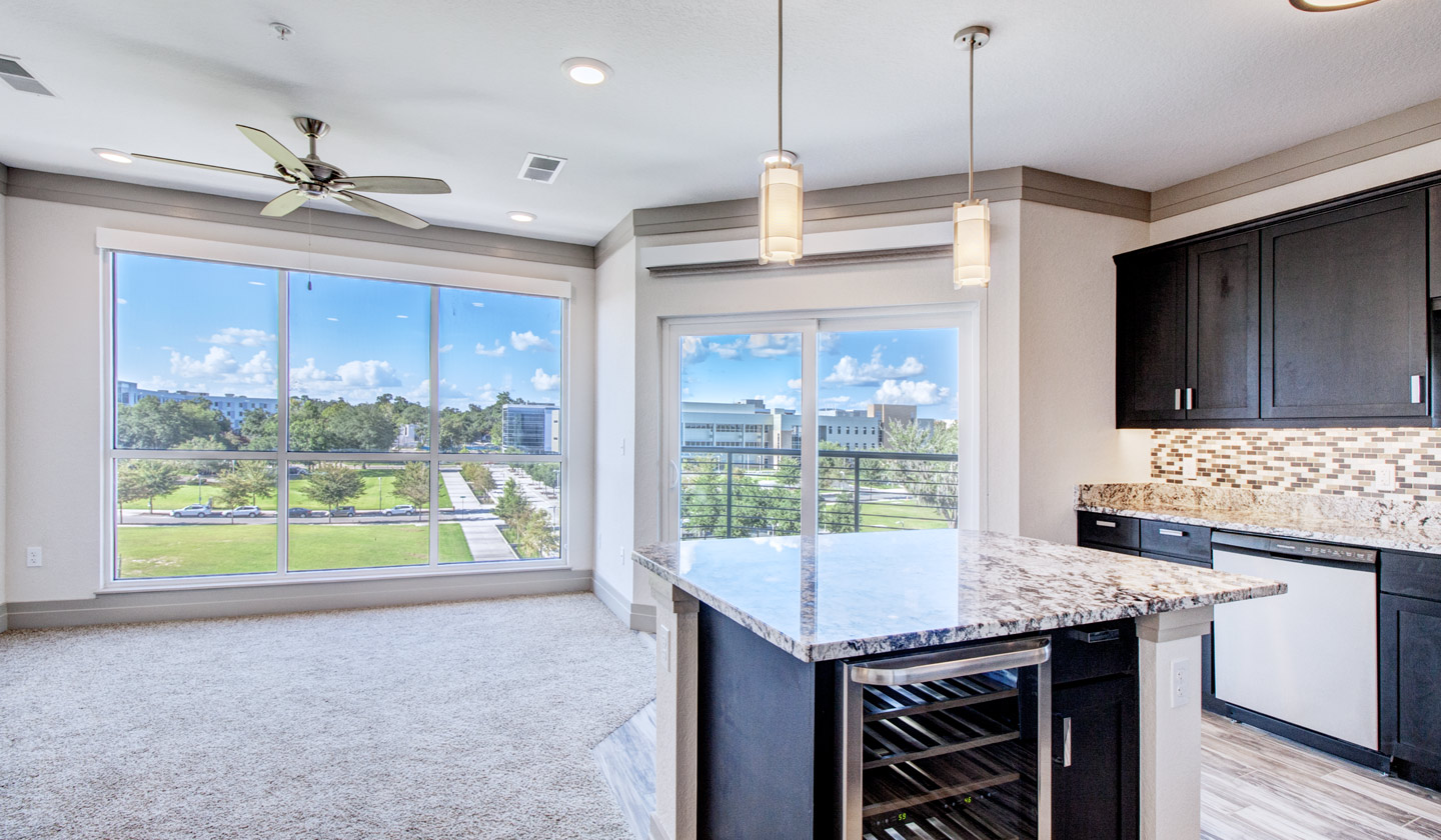 Cascades Luxury Apartments Exterior
