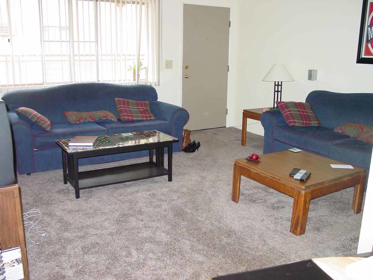 Cedarview West Apartments Unit 10 Amenities