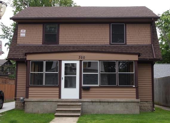Center Street Apartments East Lansing exterior