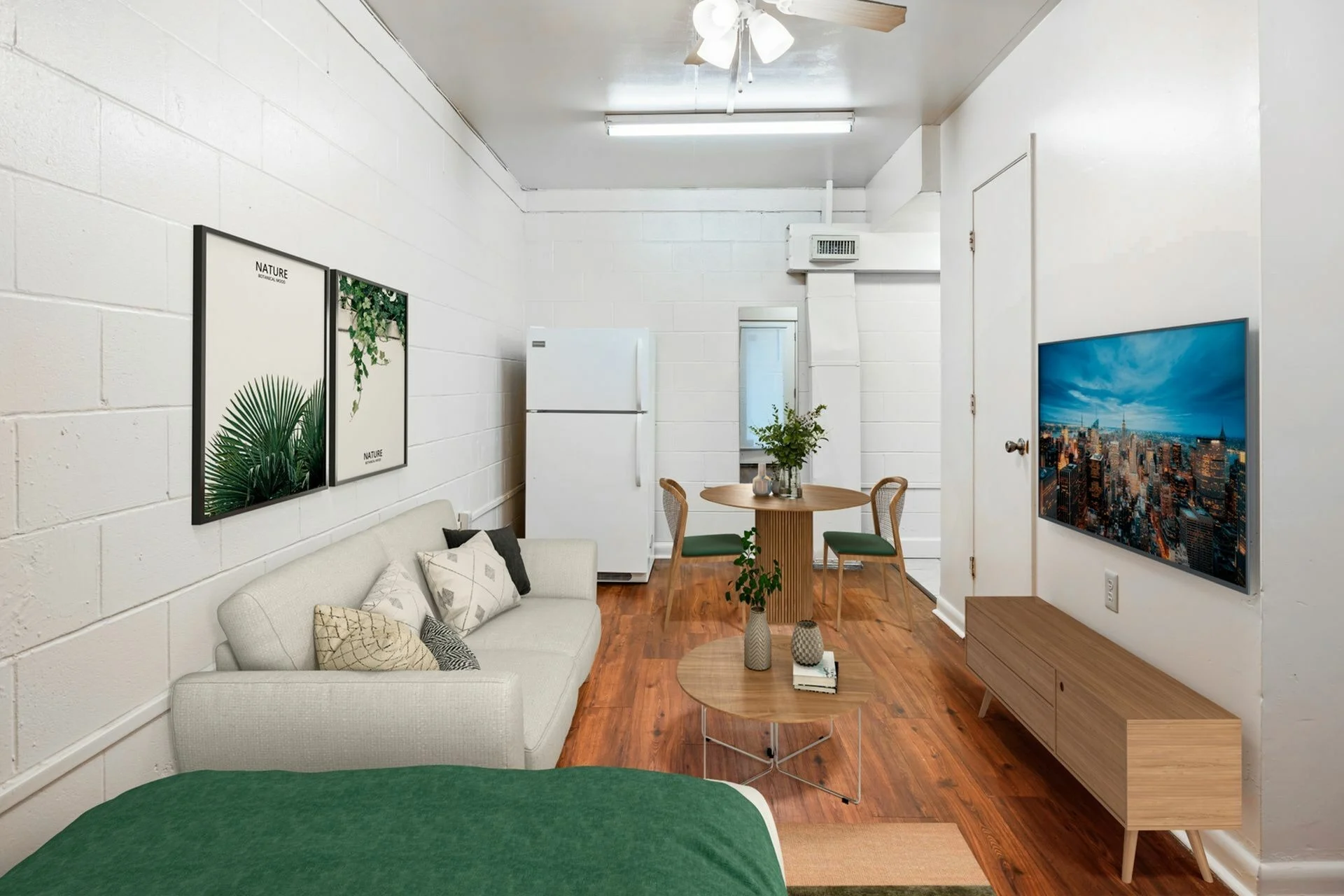 College Manor Amenities