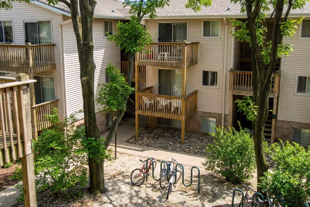 Courtyard Flatlets exterior