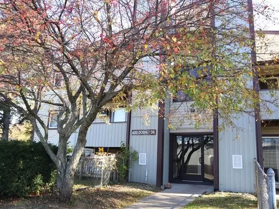 Crimson Cove Apartments exterior