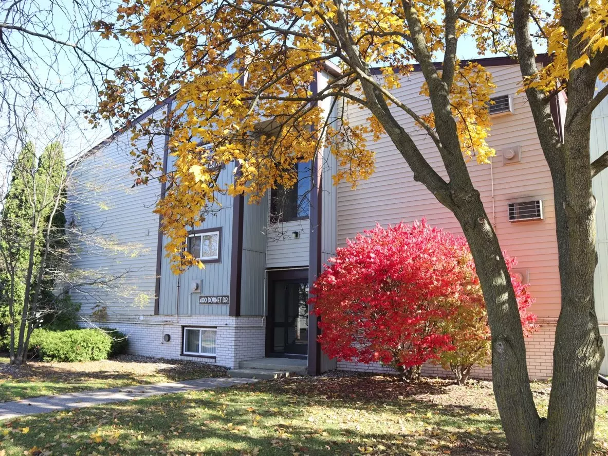 Crimson Cove Apartments Exterior