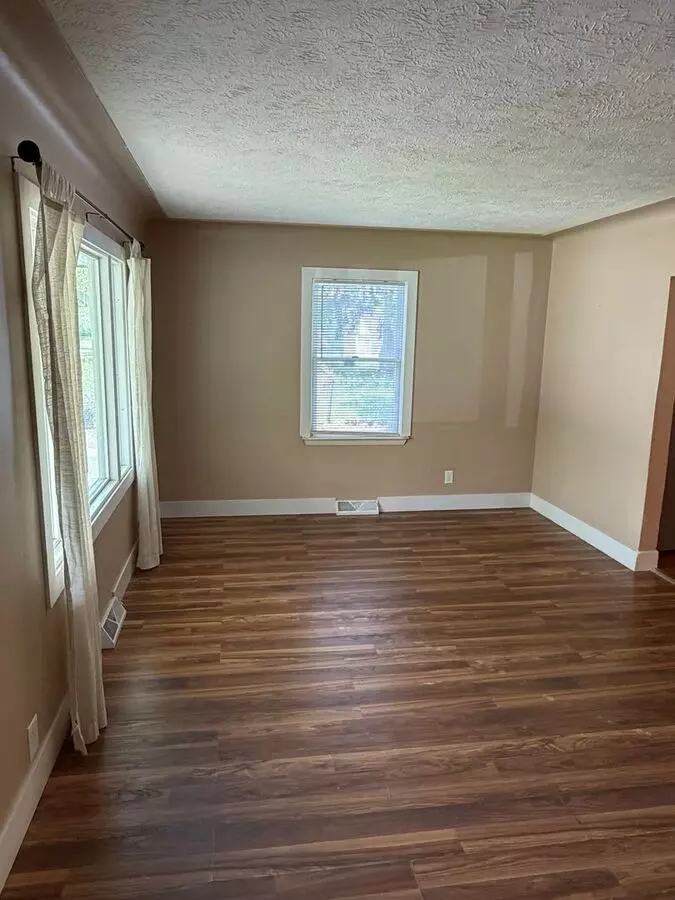 Dadson Drive Homes Lansing Amenities