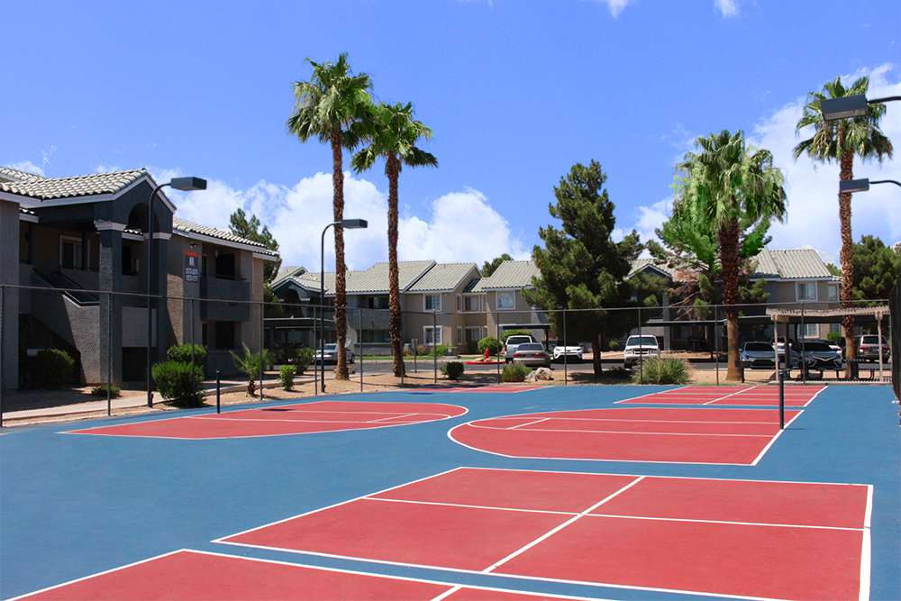 Devonshire Apartment Homes Exterior