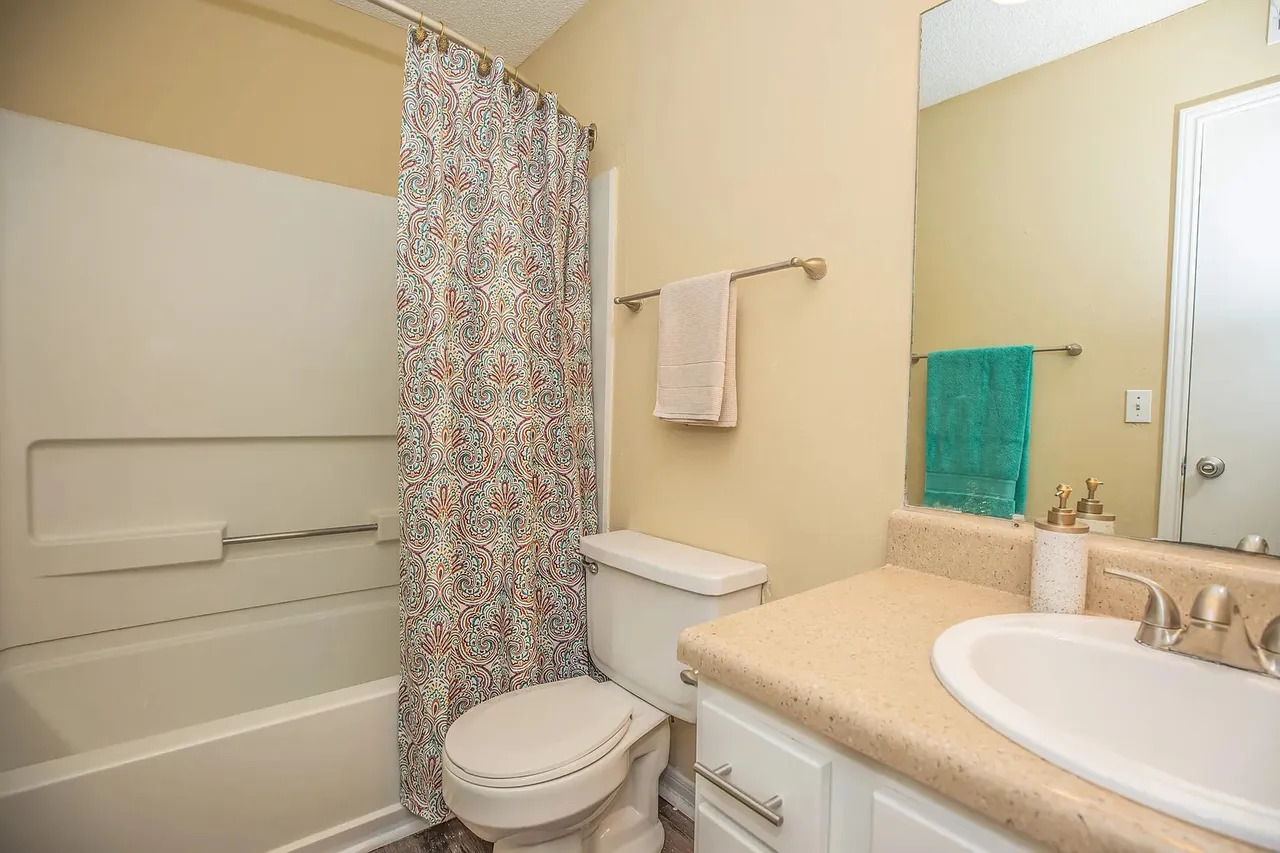 Eagles Landing Tallahassee Amenities