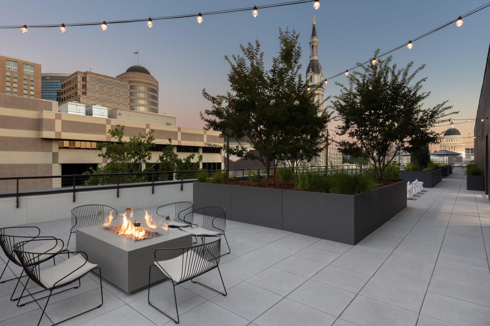 Envoy Apartments exterior