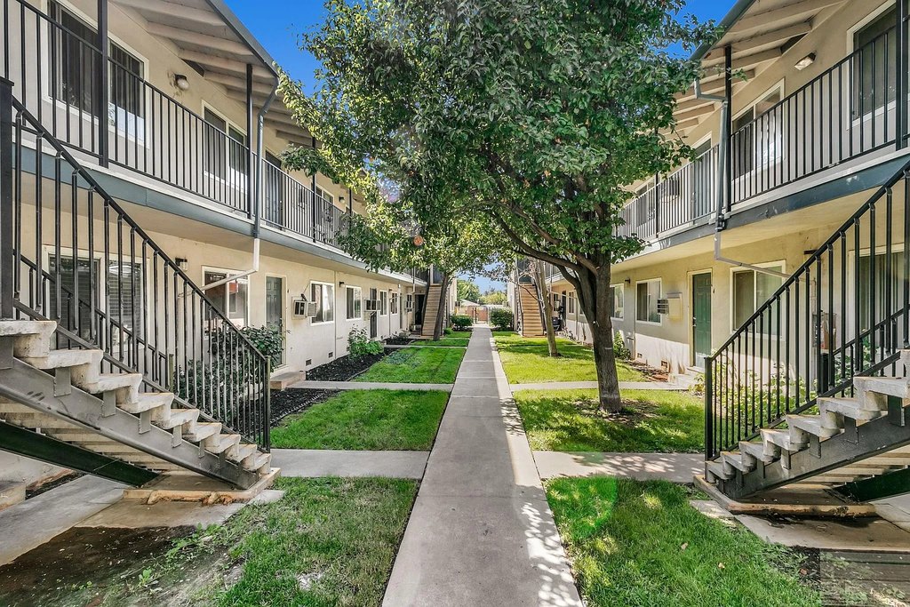 Ethan Apartments exterior