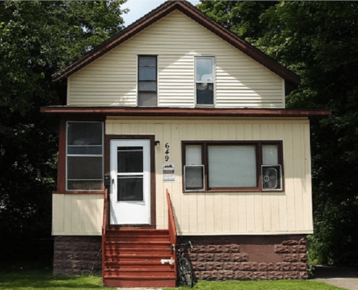 Evergreen Avenue Homes 649 exterior