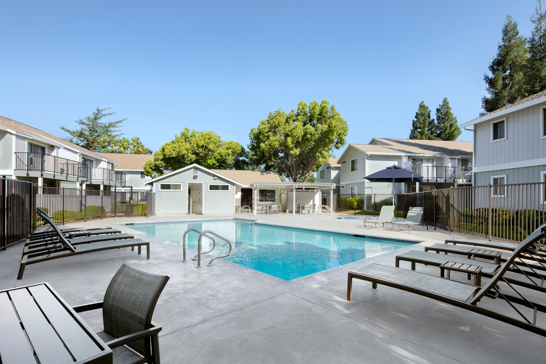 Evergreen Park Apartments exterior