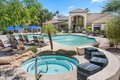 Finisterra On Grove Amenities