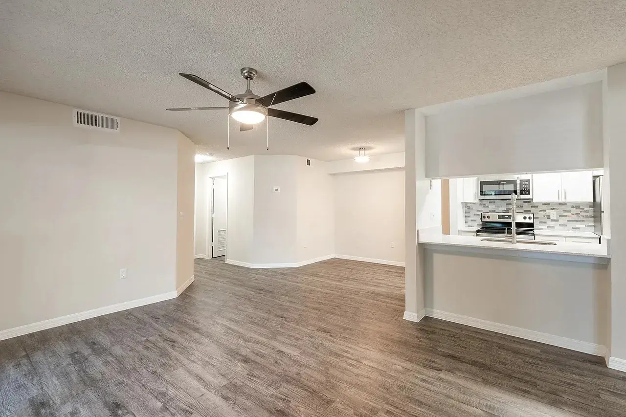 Fisherman's Landing Apartment Homes exterior