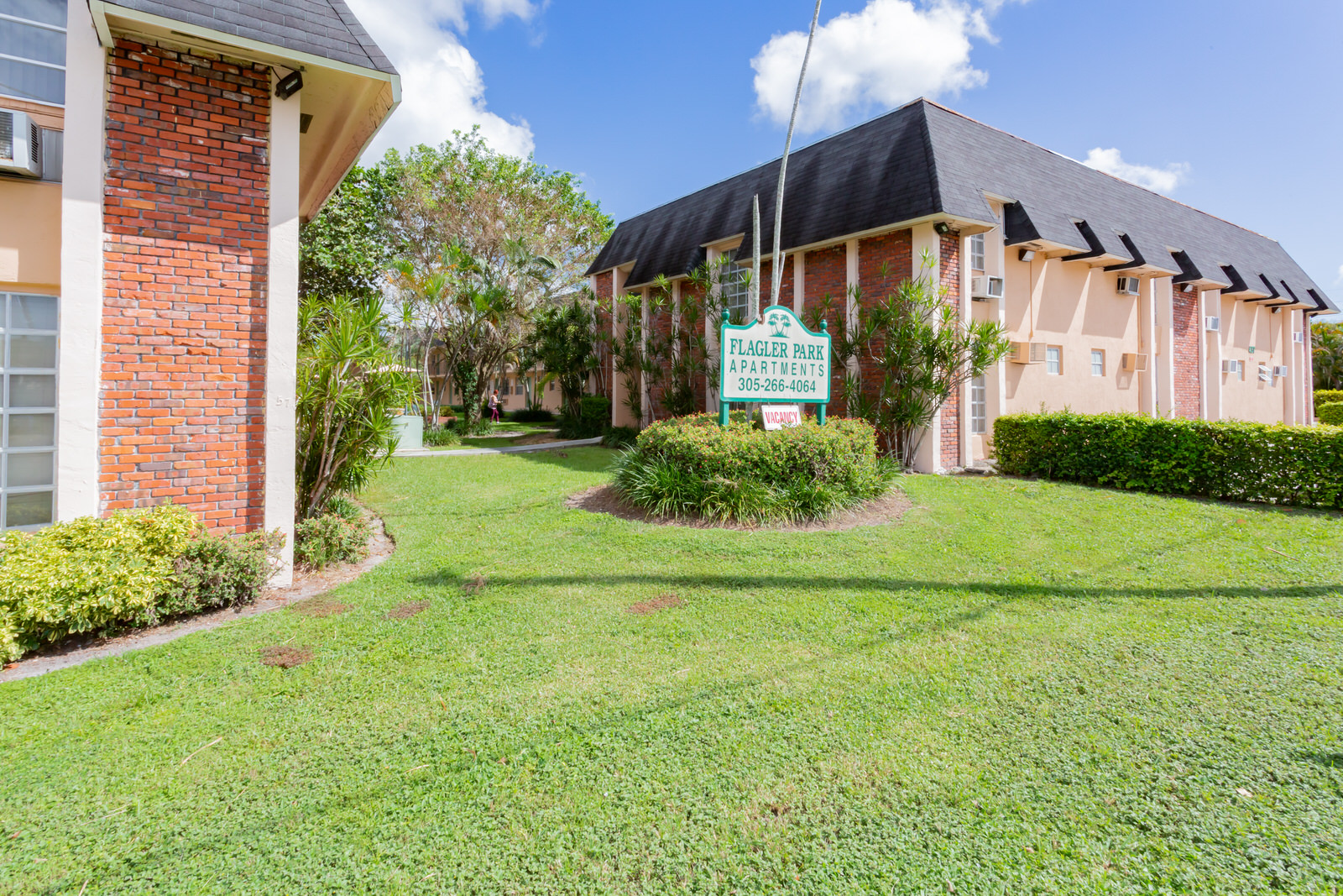 Flagler Park Apartments exterior