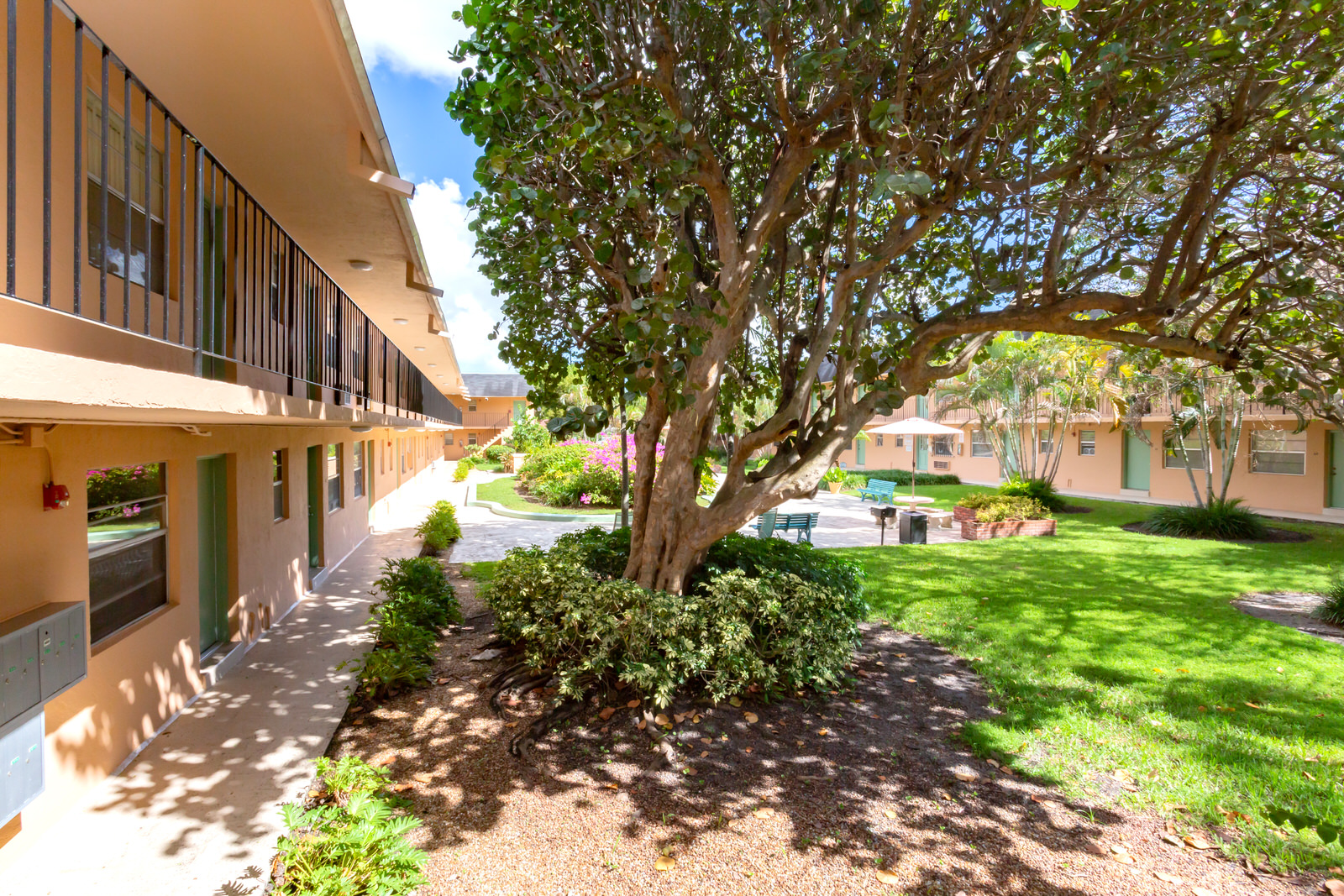 Flagler Park Apartments Exterior