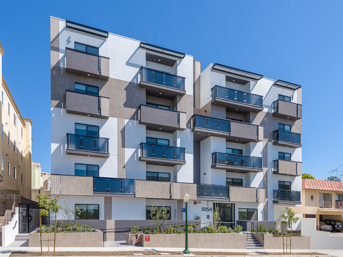 Fox Hills Dr by Wiseman exterior