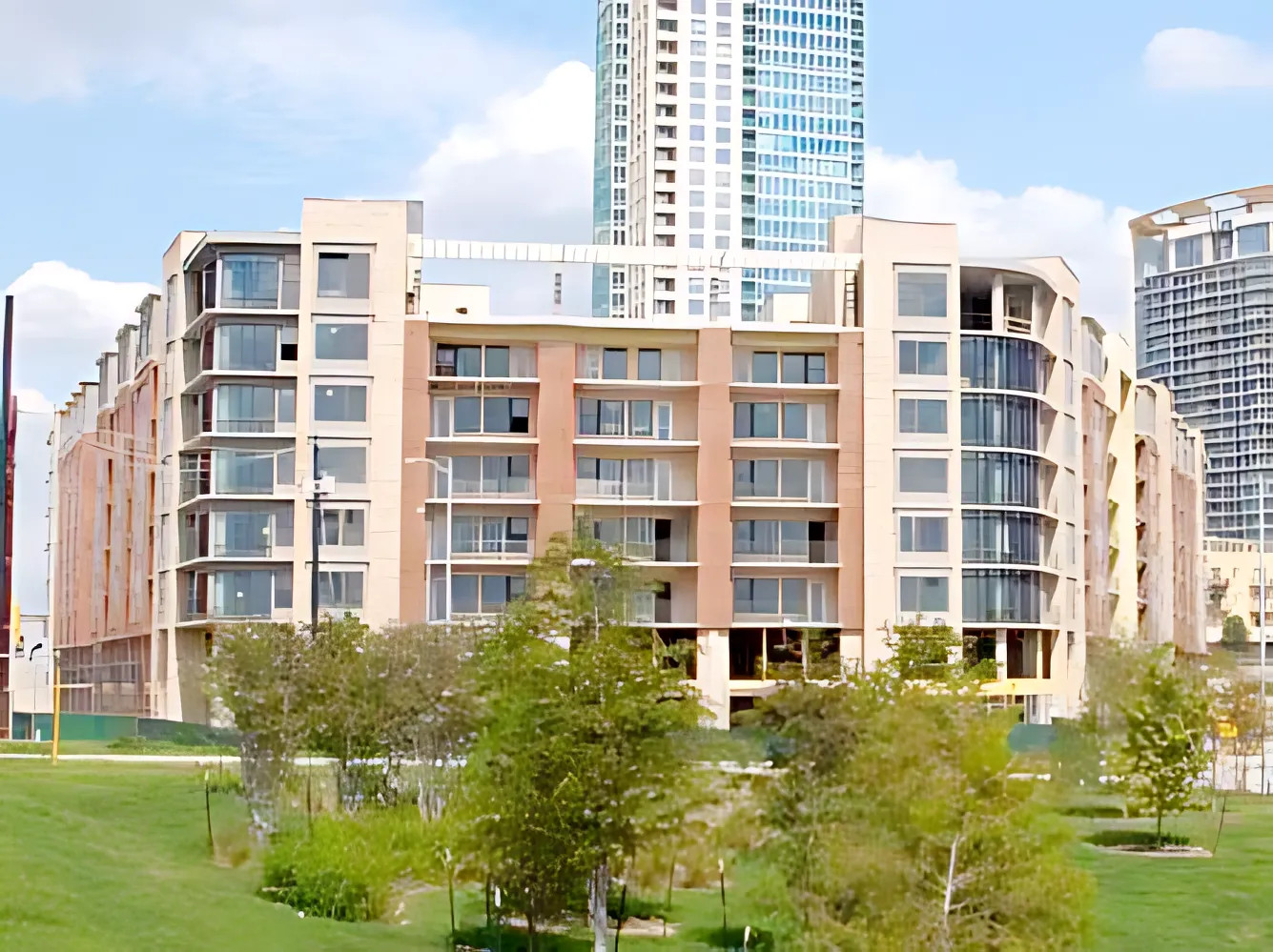 Gables Park Plaza exterior
