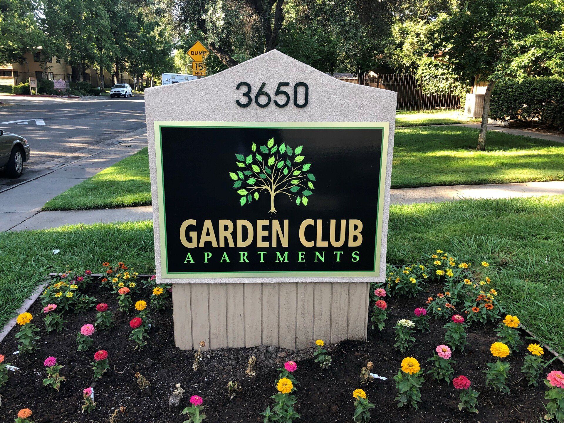 Garden Club Apartments exterior