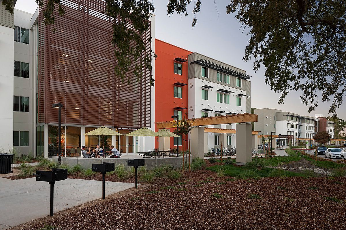 Glacier Point Apartments exterior