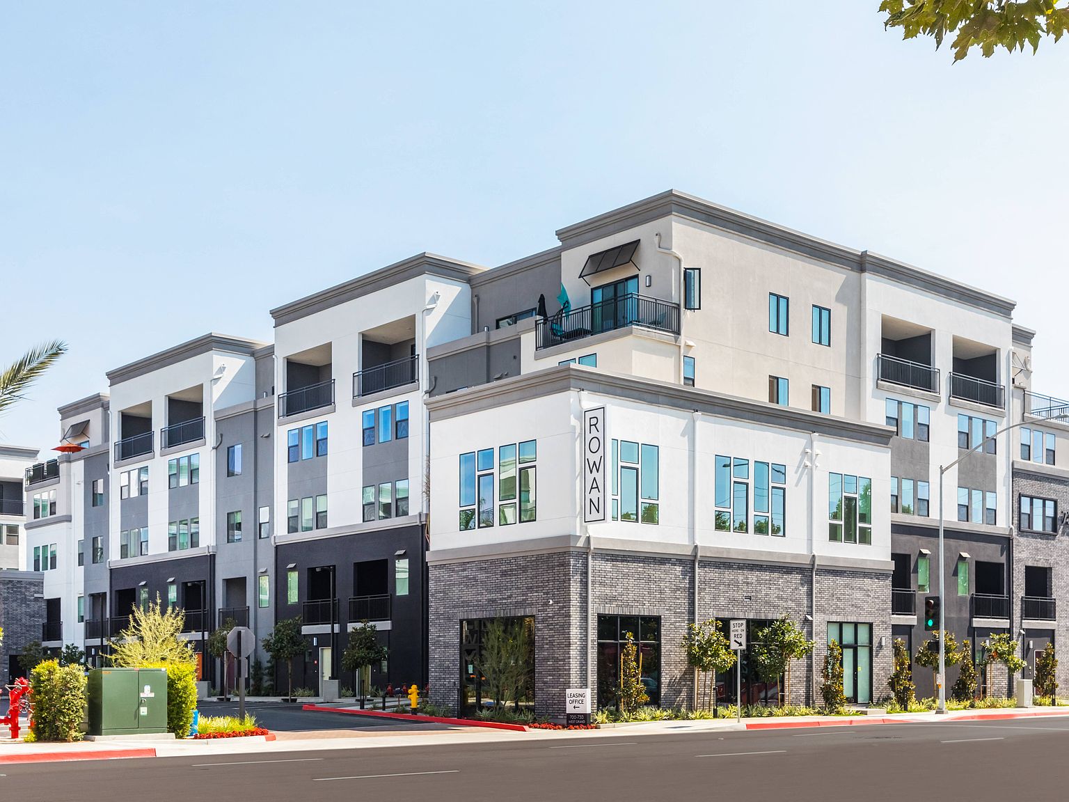 Heritage at Canyon Pointe Exterior