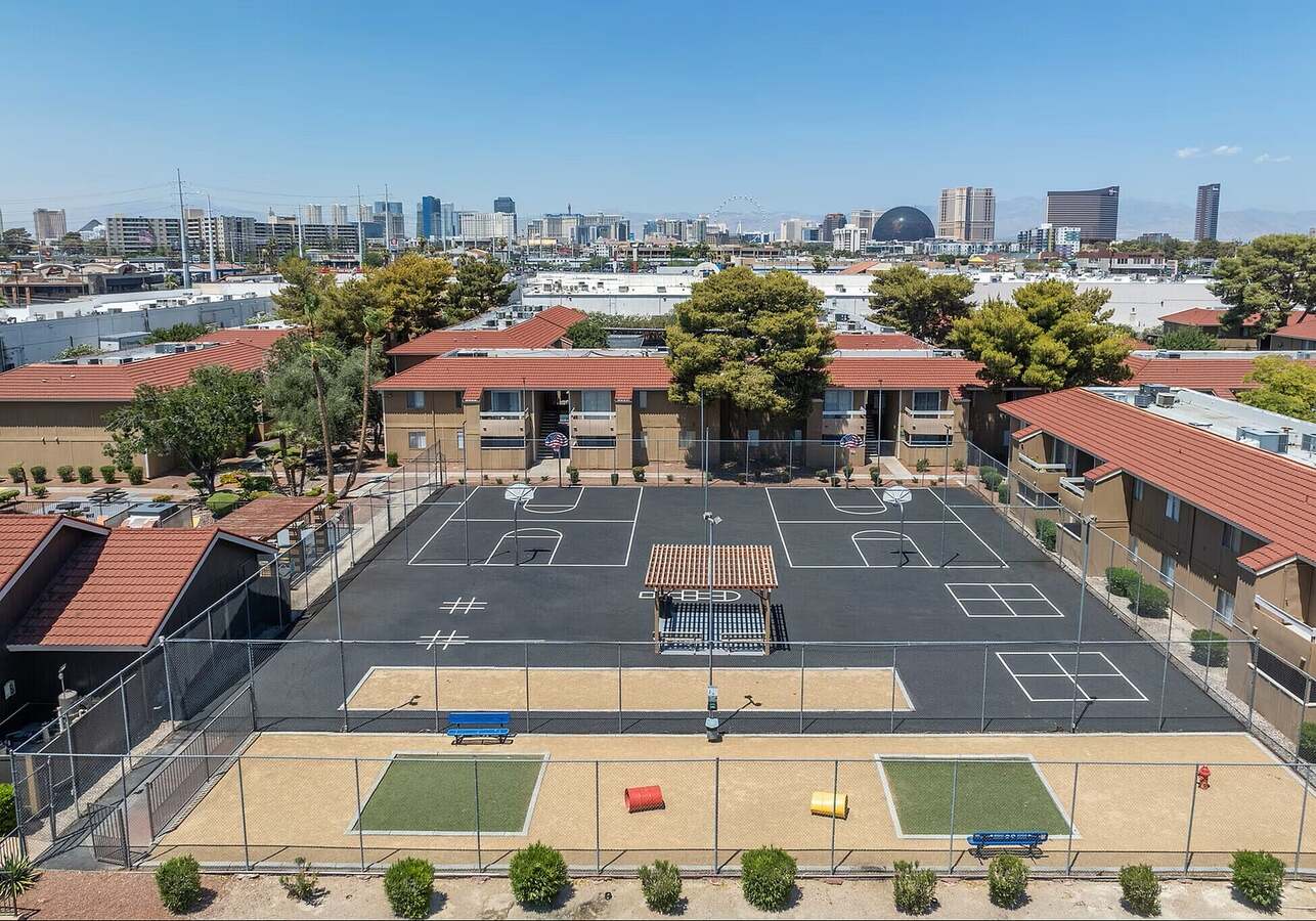Hesperian Falls Apartments Exterior