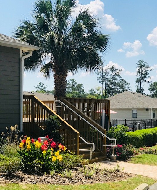 Hillwood Apartments exterior