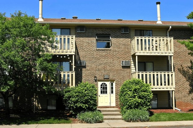 Homestead Apartments East Lansing Exterior