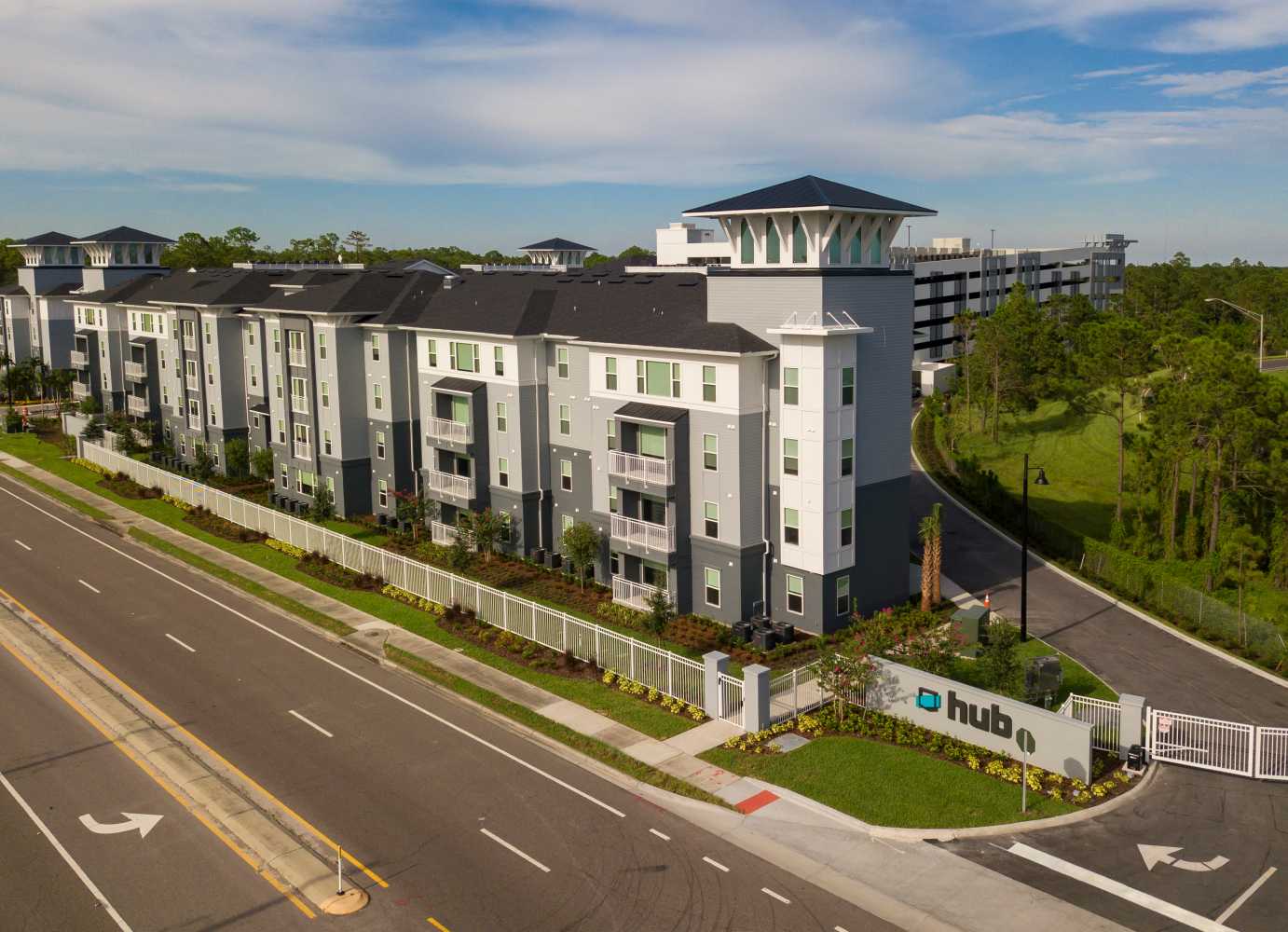 Hub Orlando Exterior