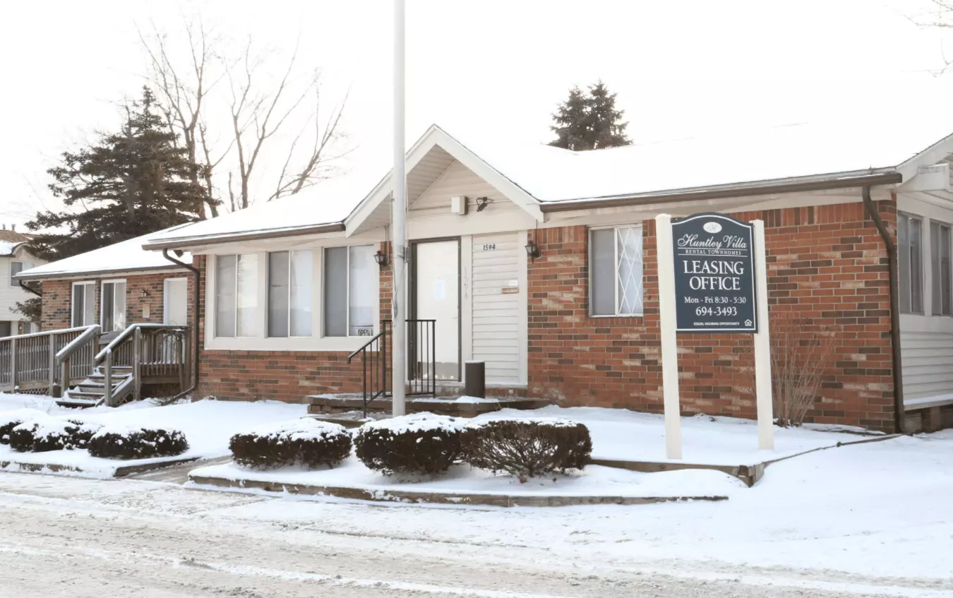 Huntley Villas Apartments Exterior