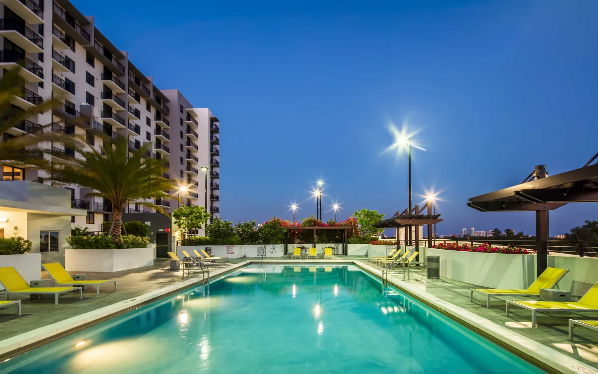 InTown Apartments Exterior