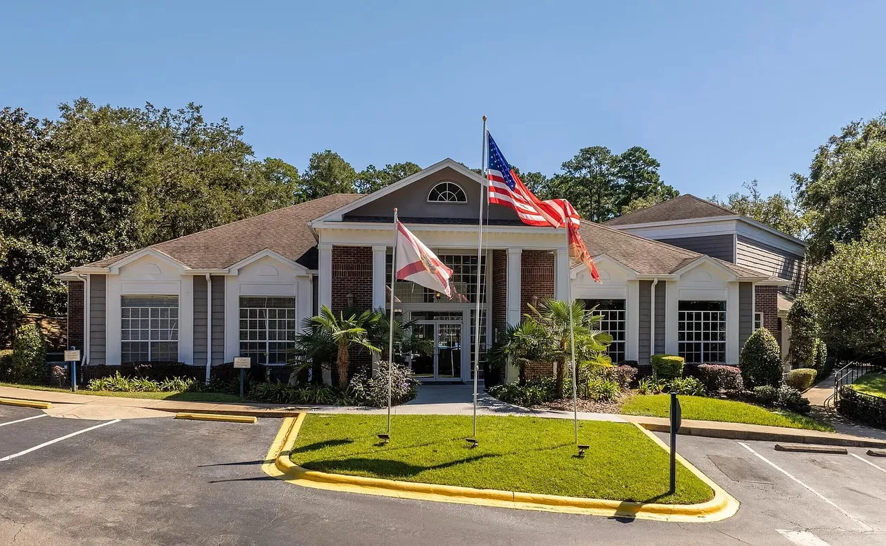 Jackson Square Apartments exterior