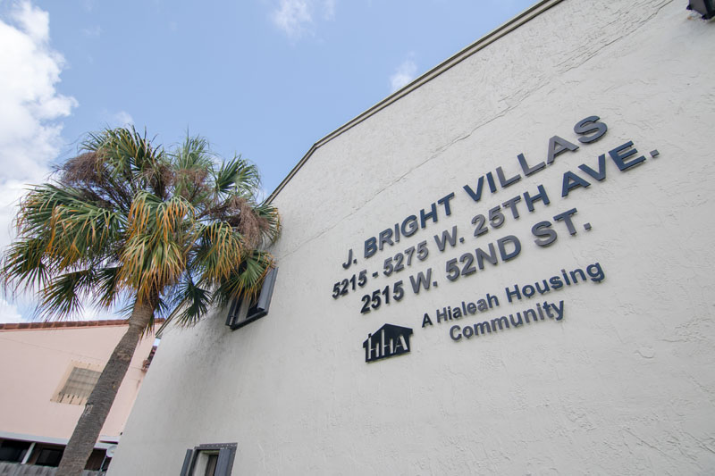 James Bright Villas Exterior