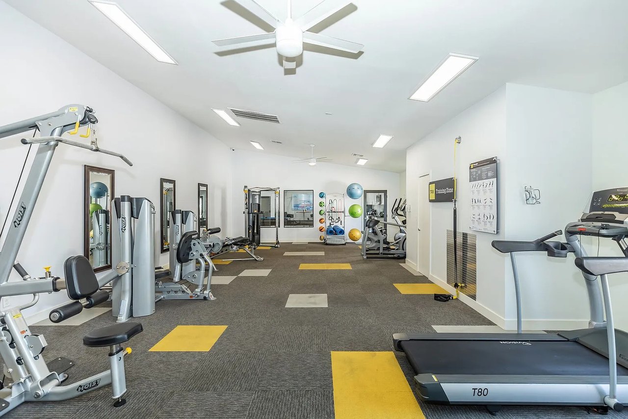 Jolt Apartments Amenities