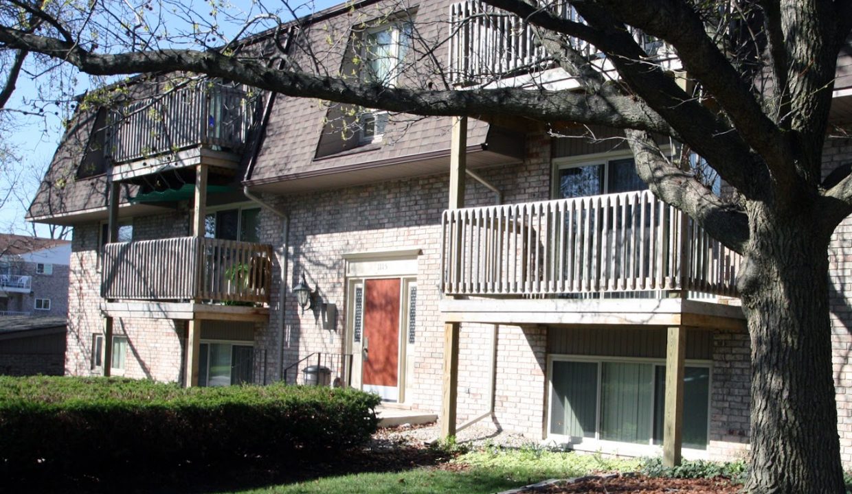 Kimberly Square Apartments Exterior