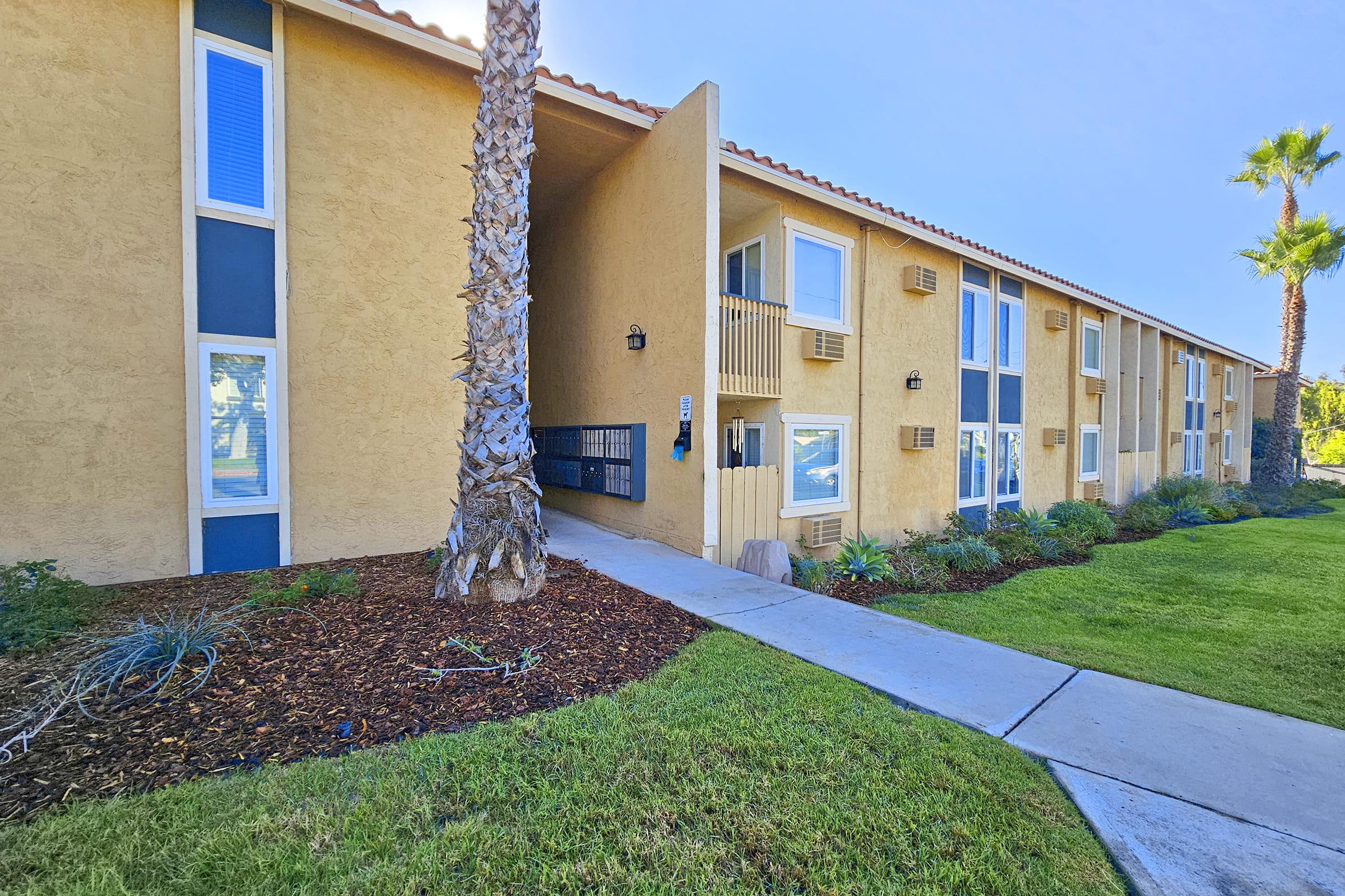 Lake Meadows Apartments exterior