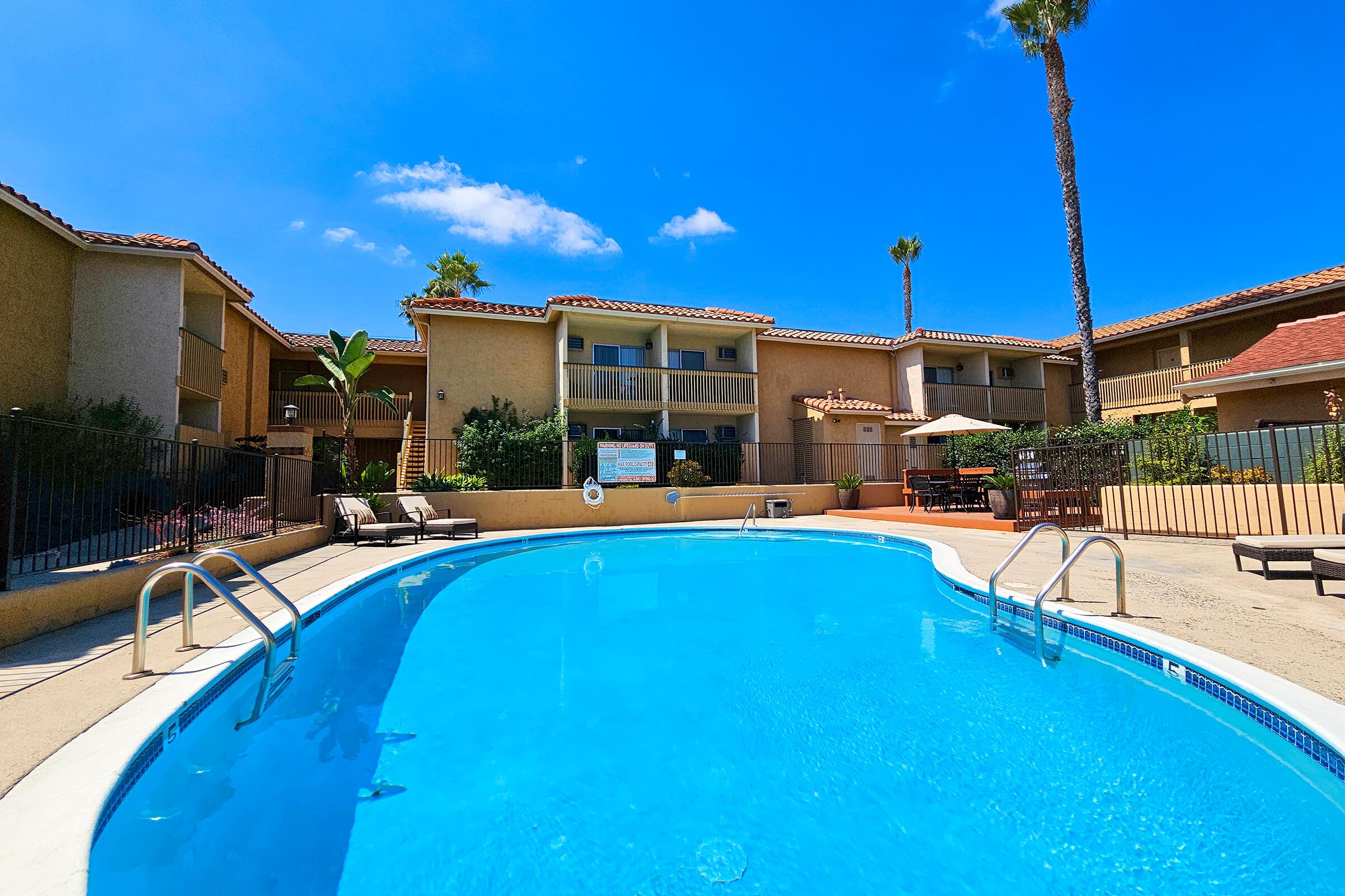 Lake Meadows Apartments Exterior